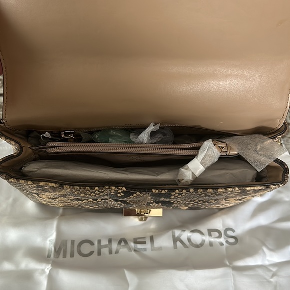Michael Kors Purse - Picture 5 of 5